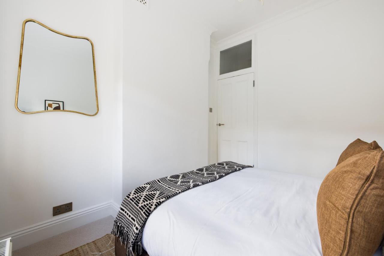 The Streatham Hill Wonder - Spacious 4Bdr House With Garden And Terrace Лондон Екстер'єр фото